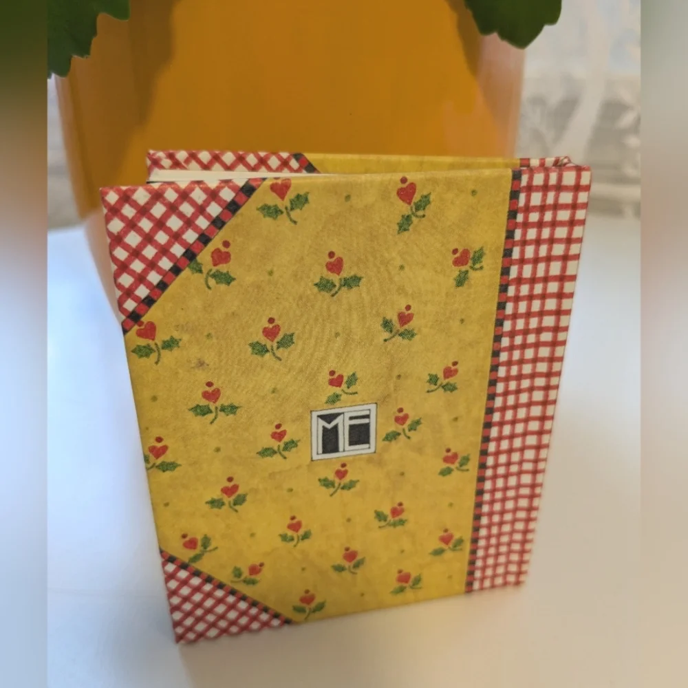Mary Engelbreit " Don't Waste The Miracle" Tiny Book - Picture 2 of 6